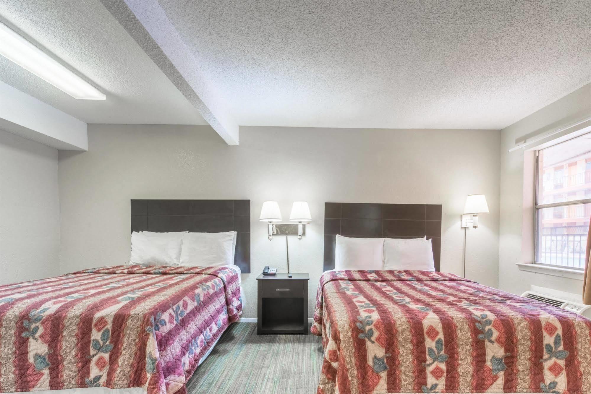 Express Inn Fort Worth Extérieur photo