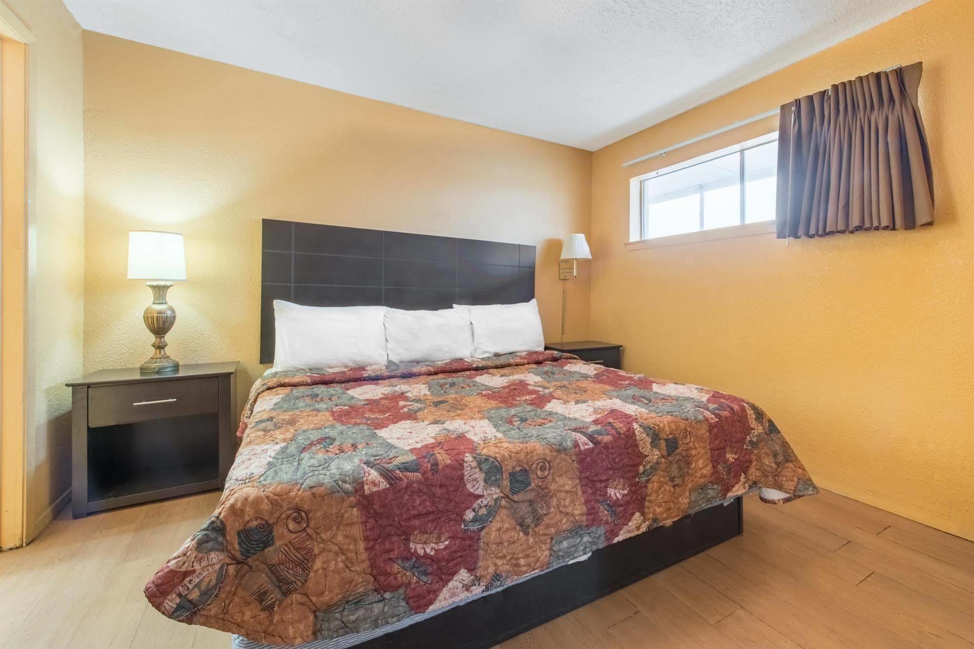 Express Inn Fort Worth Extérieur photo